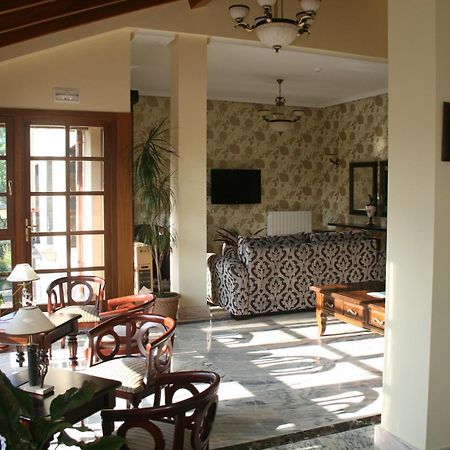 Hotel Valle Las Luinas Soto de Luina Bagian luar foto